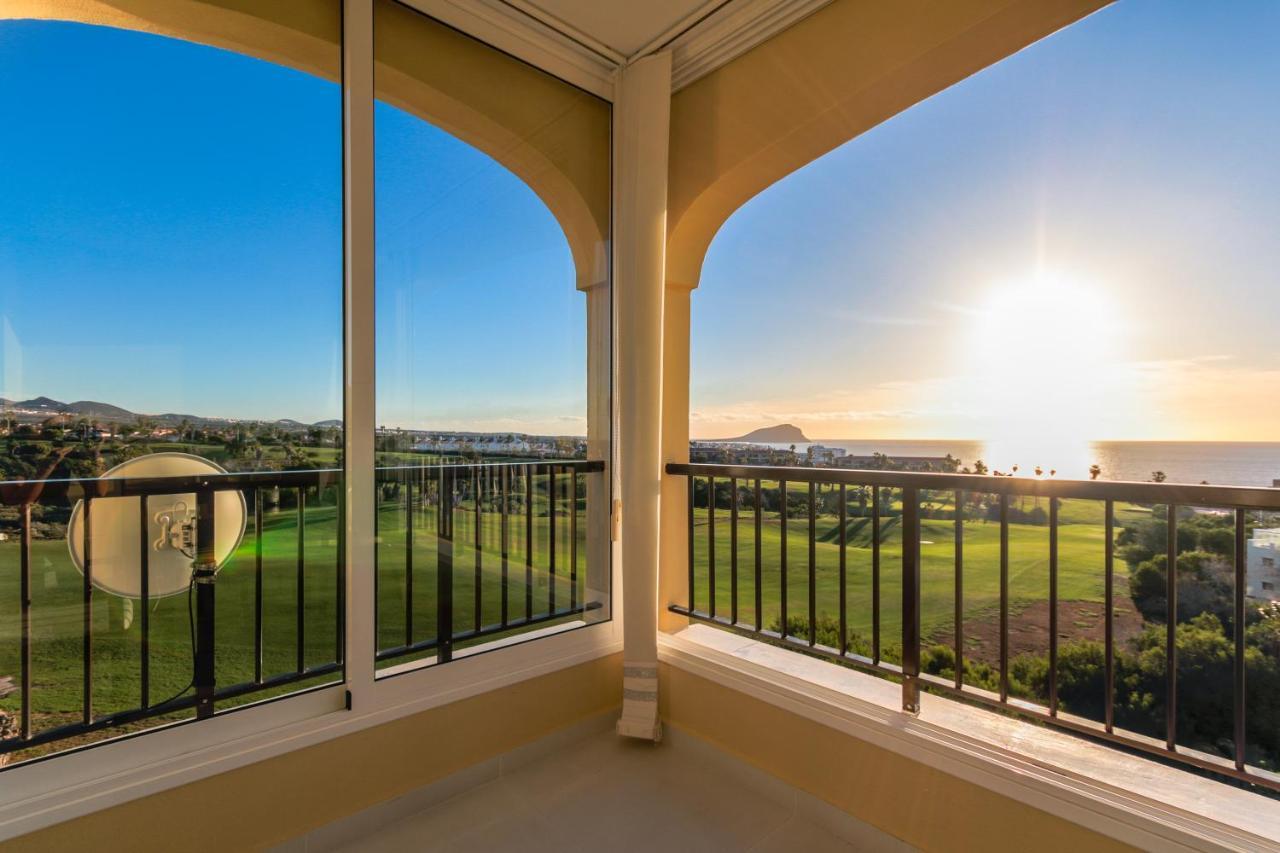 Golf View Apartment - Stunning Ocean View Golf Del Sur San Miguel de Abona Dış mekan fotoğraf