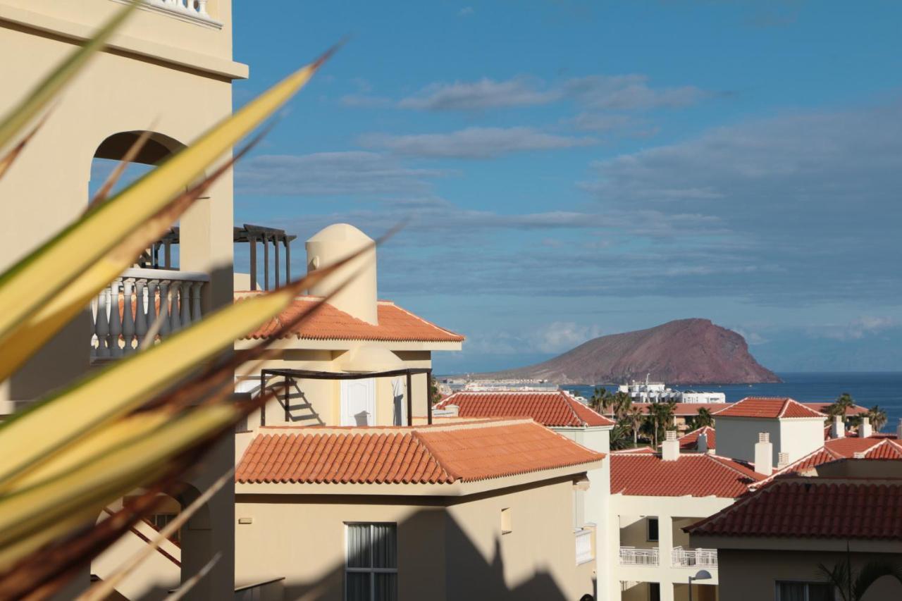 Golf View Apartment - Stunning Ocean View Golf Del Sur San Miguel de Abona Dış mekan fotoğraf
