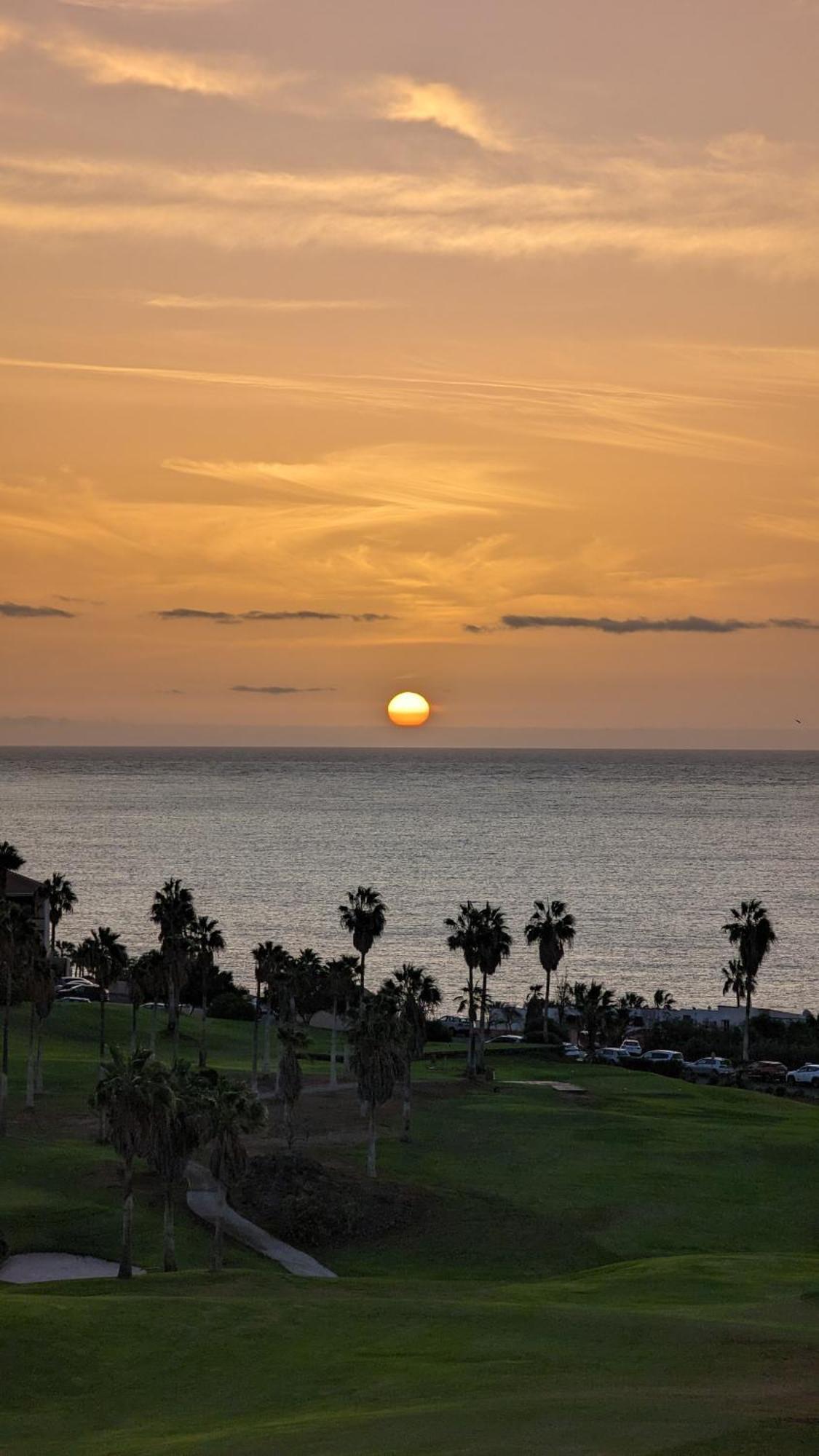 Golf View Apartment - Stunning Ocean View Golf Del Sur San Miguel de Abona Dış mekan fotoğraf
